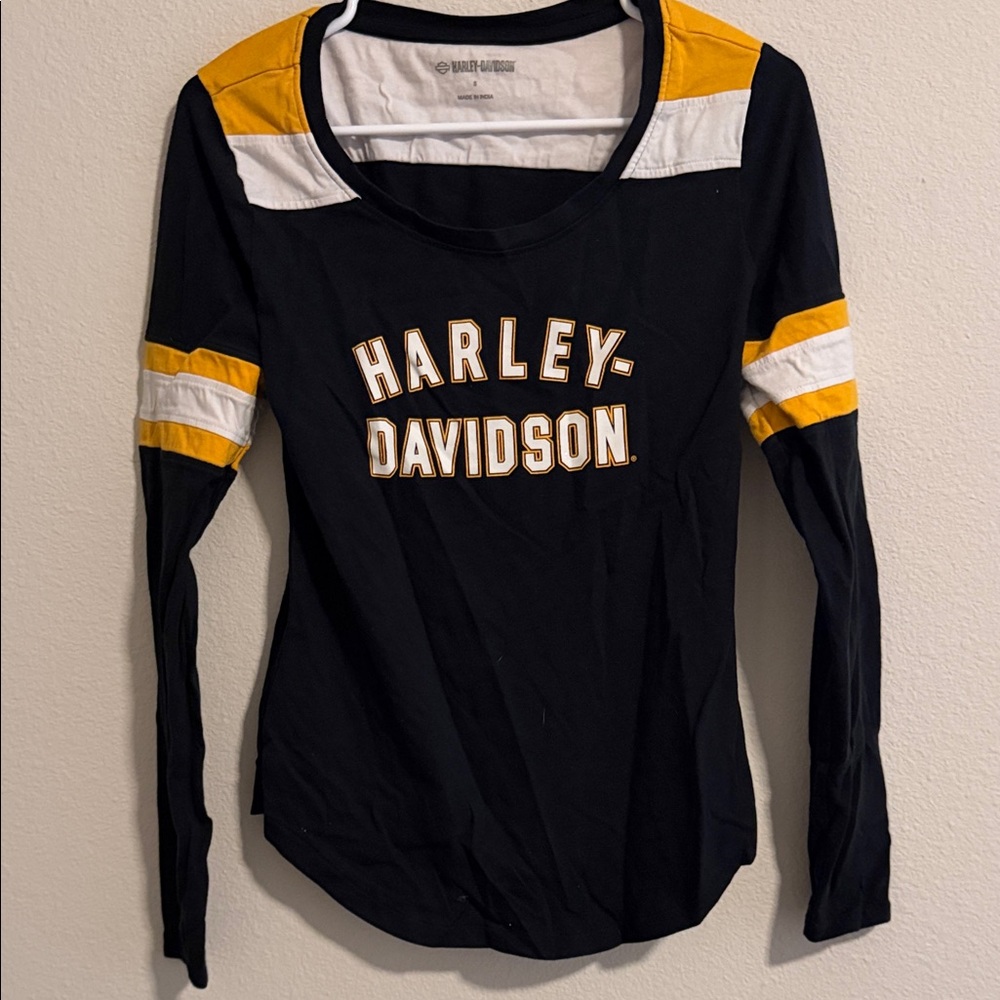 Harley-Davidson Women's Black and Gold Long Sleeve Tee